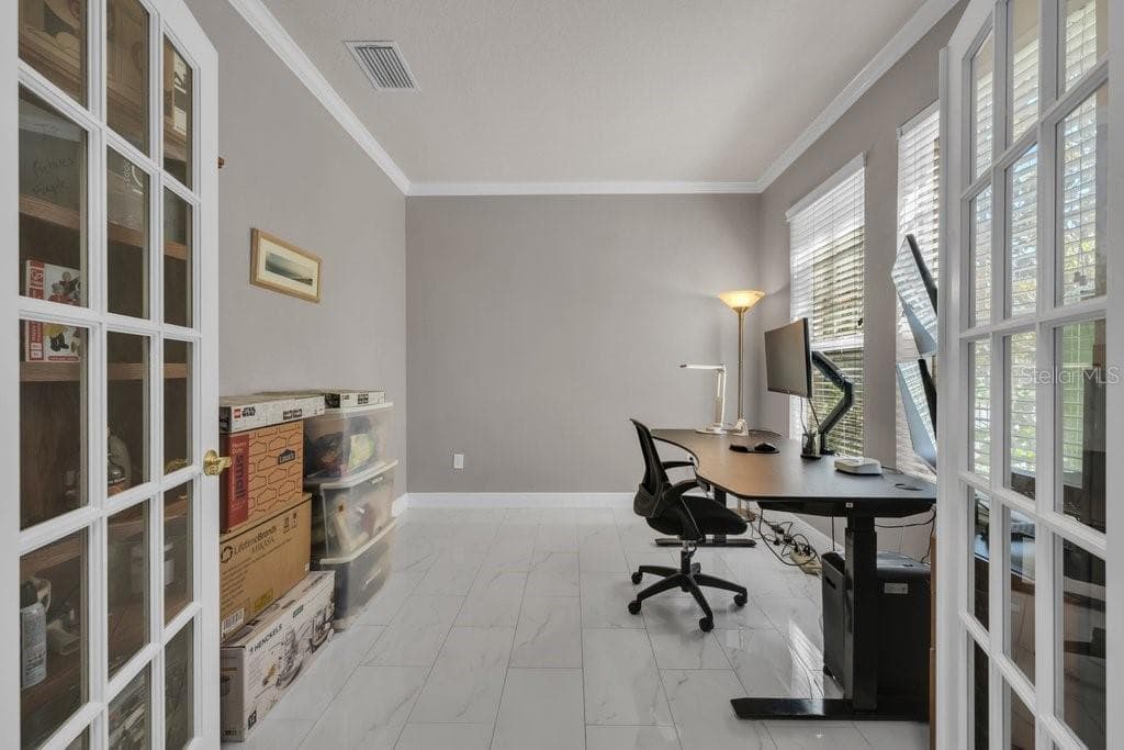 Single Family Residence at 5929 FISHHAWK CROSSING BLVD, LITHIA, photo 5 of 39