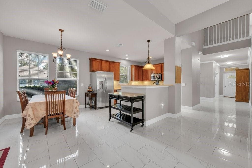 Single Family Residence at 5929 FISHHAWK CROSSING BLVD, LITHIA, photo 6 of 39
