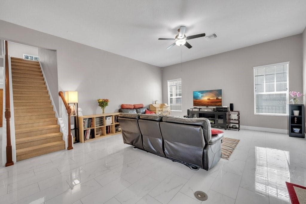 Single Family Residence at 5929 FISHHAWK CROSSING BLVD, LITHIA, photo 12 of 39