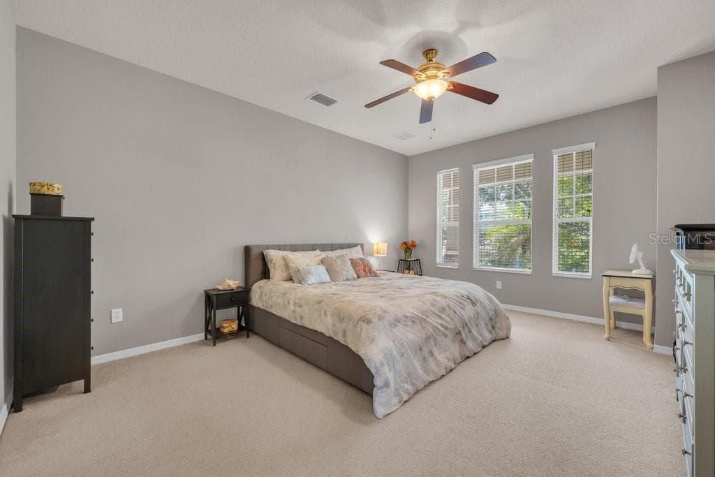 Single Family Residence at 5929 FISHHAWK CROSSING BLVD, LITHIA, photo 16 of 39