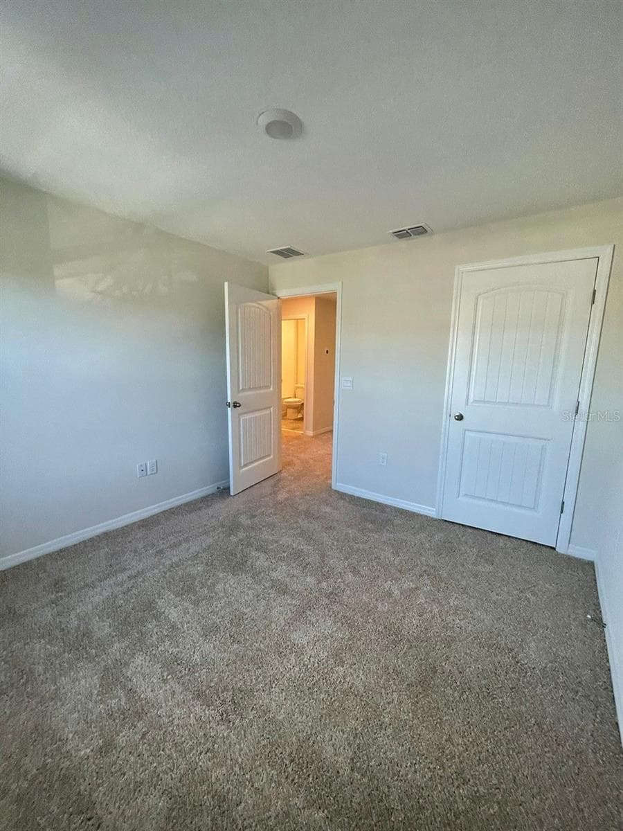 Townhouse at 10119 SALT POINT DR, WINTER GARDEN, photo 7 of 13
