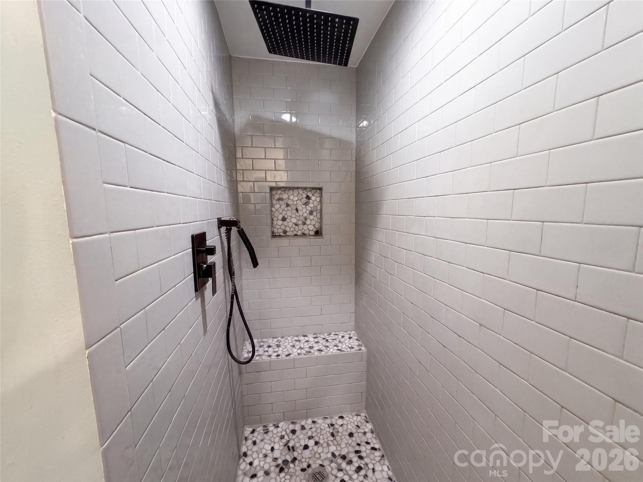 Single Family Residence at 5630 S New Hope Road, Belmont, photo 5 of 18