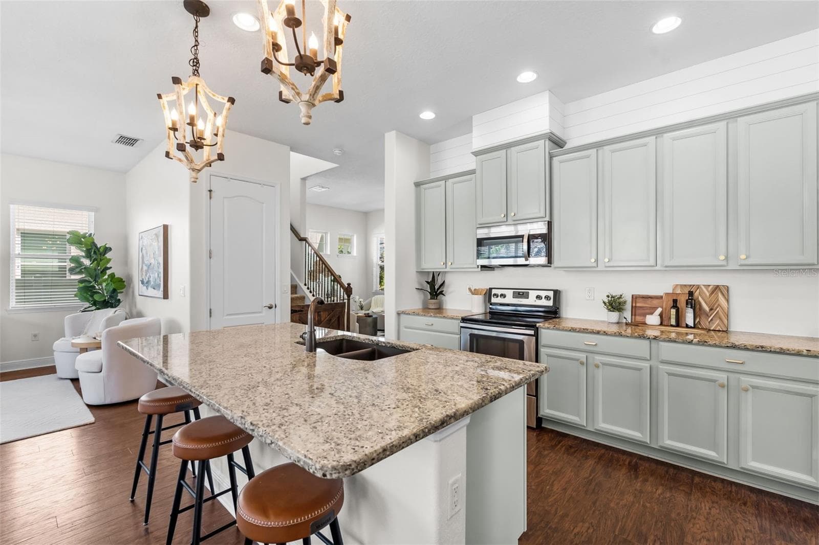 Single Family Residence at 7611 S DESOTO ST, TAMPA, photo 11 of 53