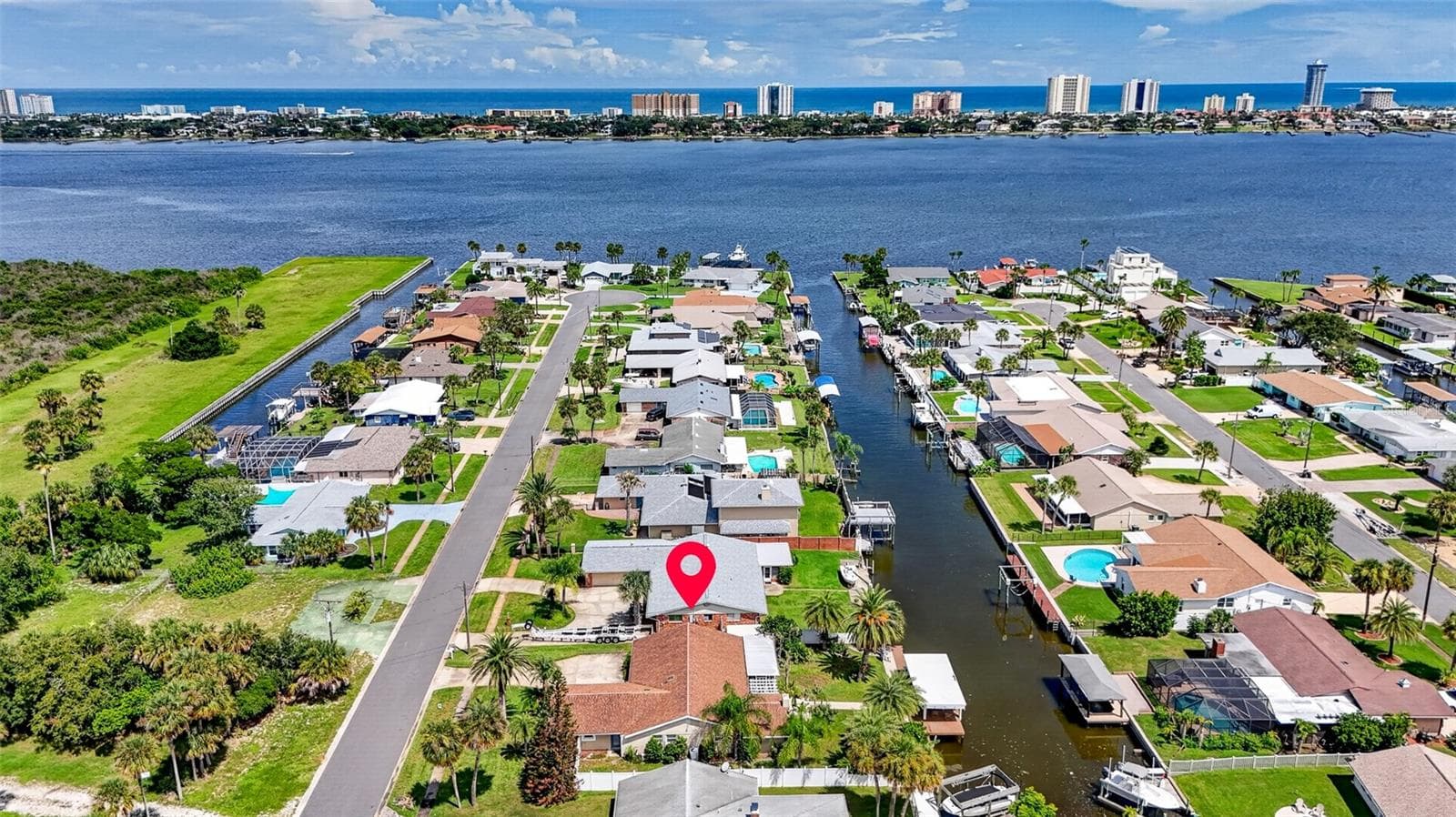 Directly on the canal - 149 SEA ISLE CIR, SOUTH DAYTONA
