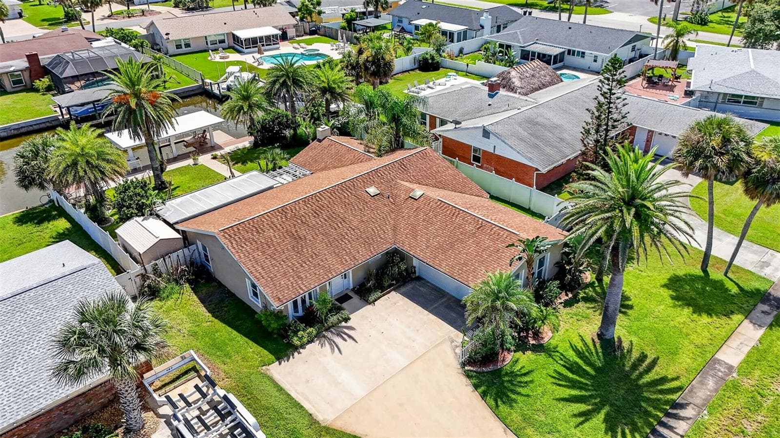 Single Family Residence at 149 SEA ISLE CIR, SOUTH DAYTONA, photo 37 of 43