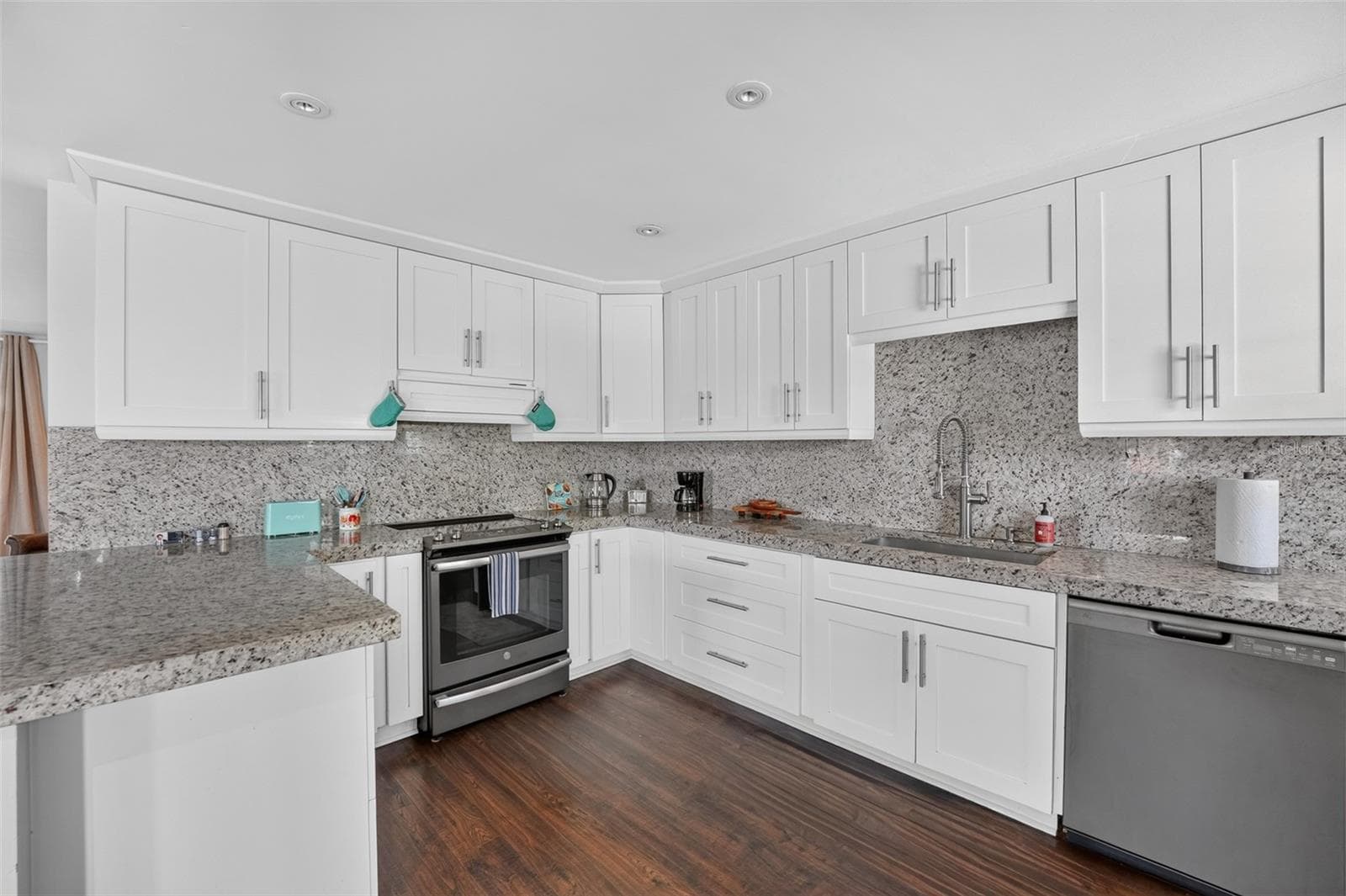 Single Family Residence at 149 SEA ISLE CIR, SOUTH DAYTONA, photo 11 of 43
