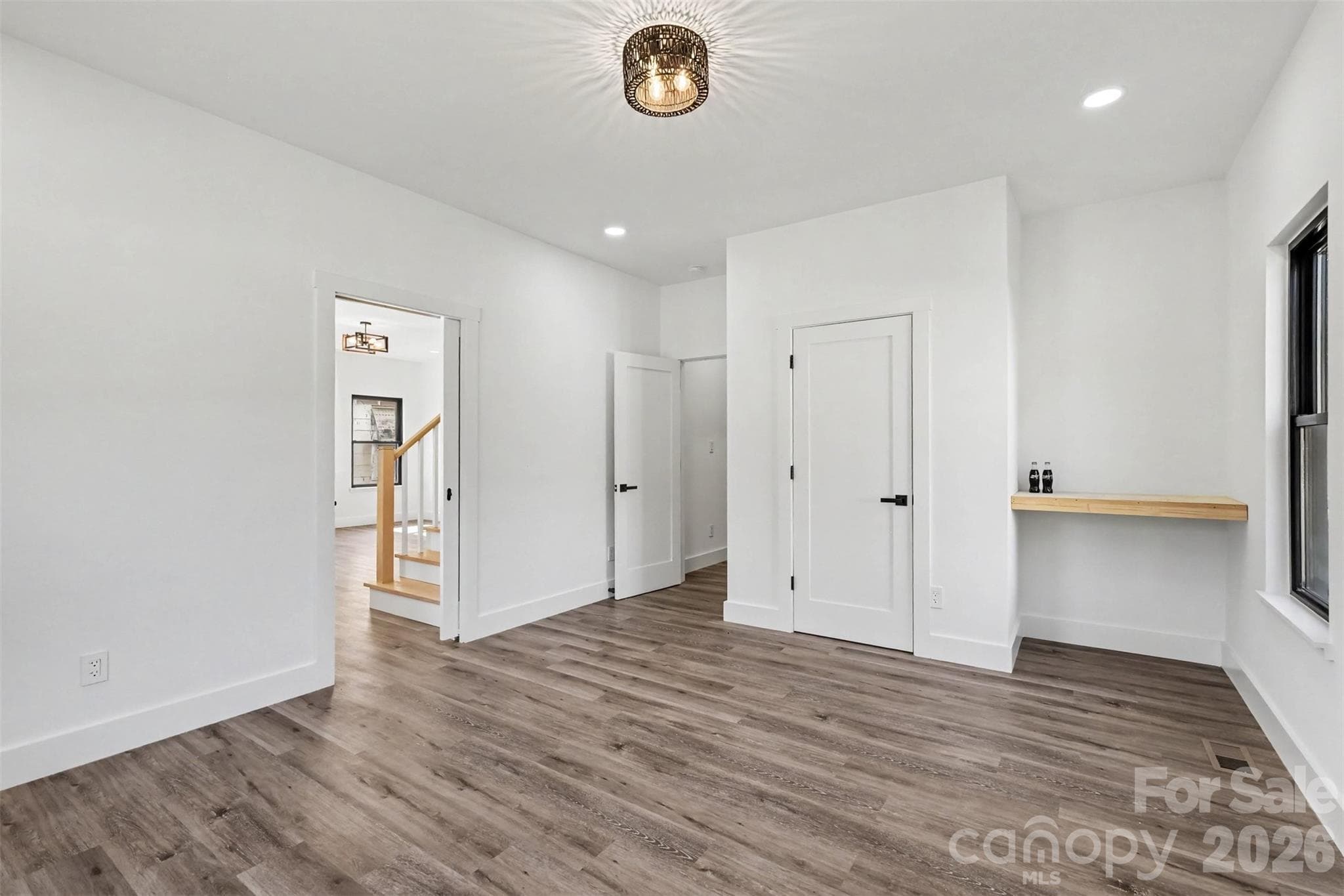 Single Family Residence at 638 E Black Street, Rock Hill, photo 12 of 31