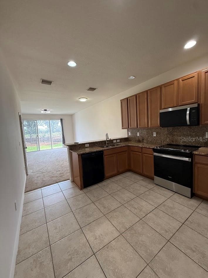Townhouse at 4976 WHITE SANDERLING CT, TAMPA, photo 4 of 37