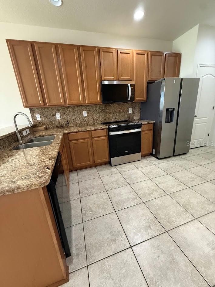 Townhouse at 4976 WHITE SANDERLING CT, TAMPA, photo 5 of 37