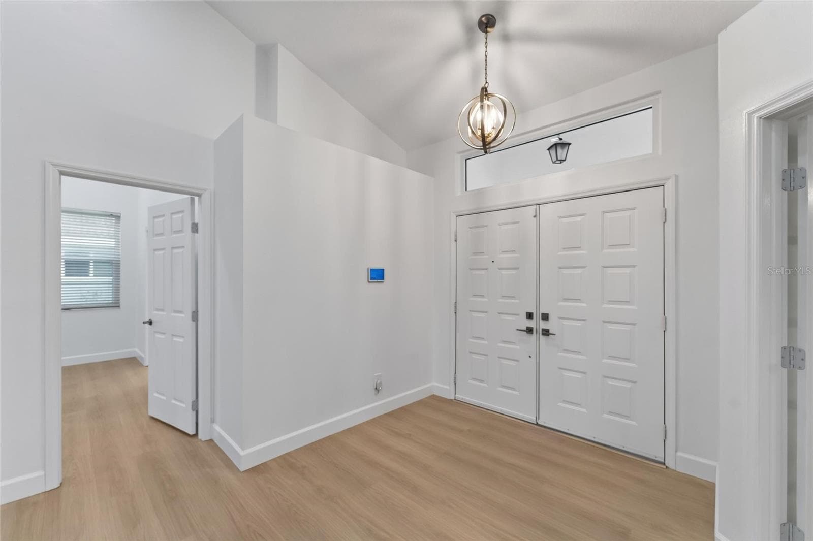 Single Family Residence at 2216 NEW BEDFORD DR, SUN CITY CENTER, photo 8 of 75