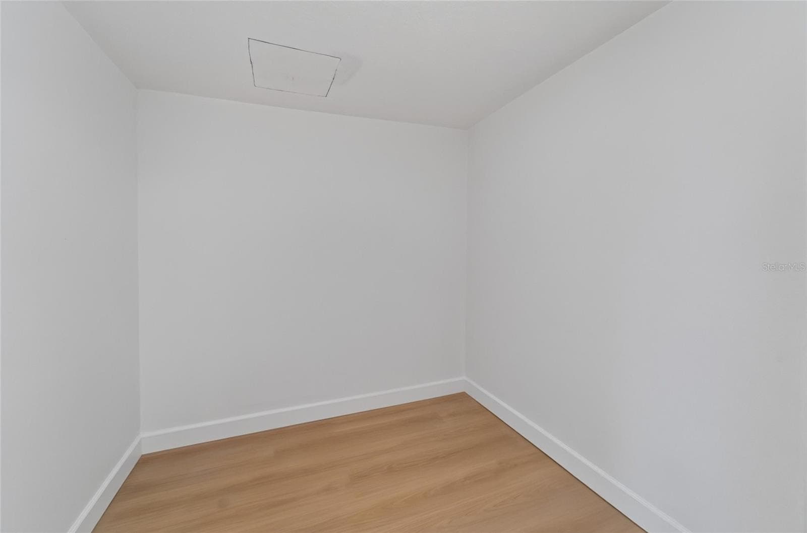 Single Family Residence at 2216 NEW BEDFORD DR, SUN CITY CENTER, photo 16 of 75