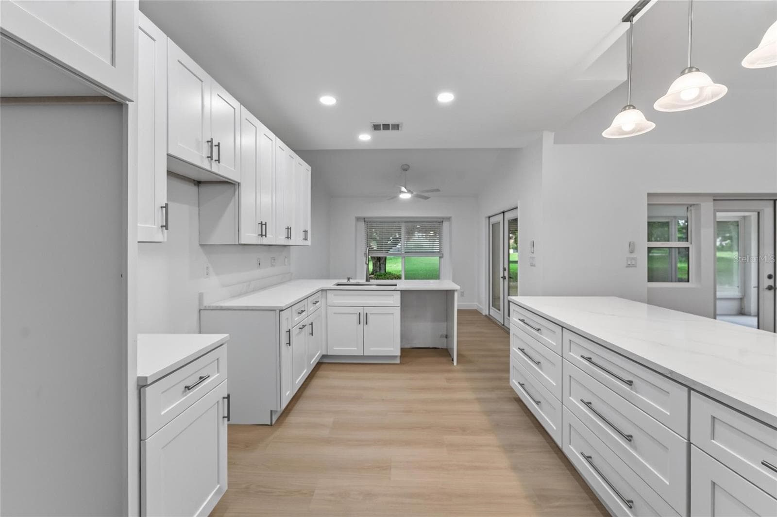 Single Family Residence at 2216 NEW BEDFORD DR, SUN CITY CENTER, photo 26 of 75