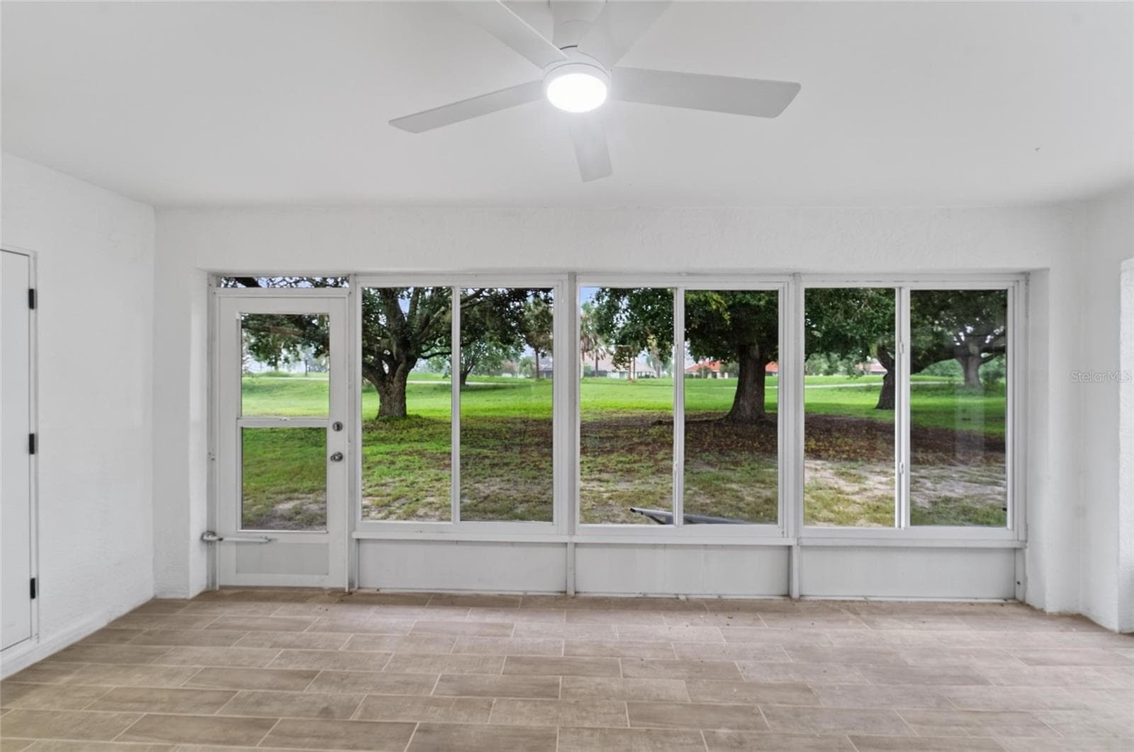 Single Family Residence at 2216 NEW BEDFORD DR, SUN CITY CENTER, photo 34 of 75
