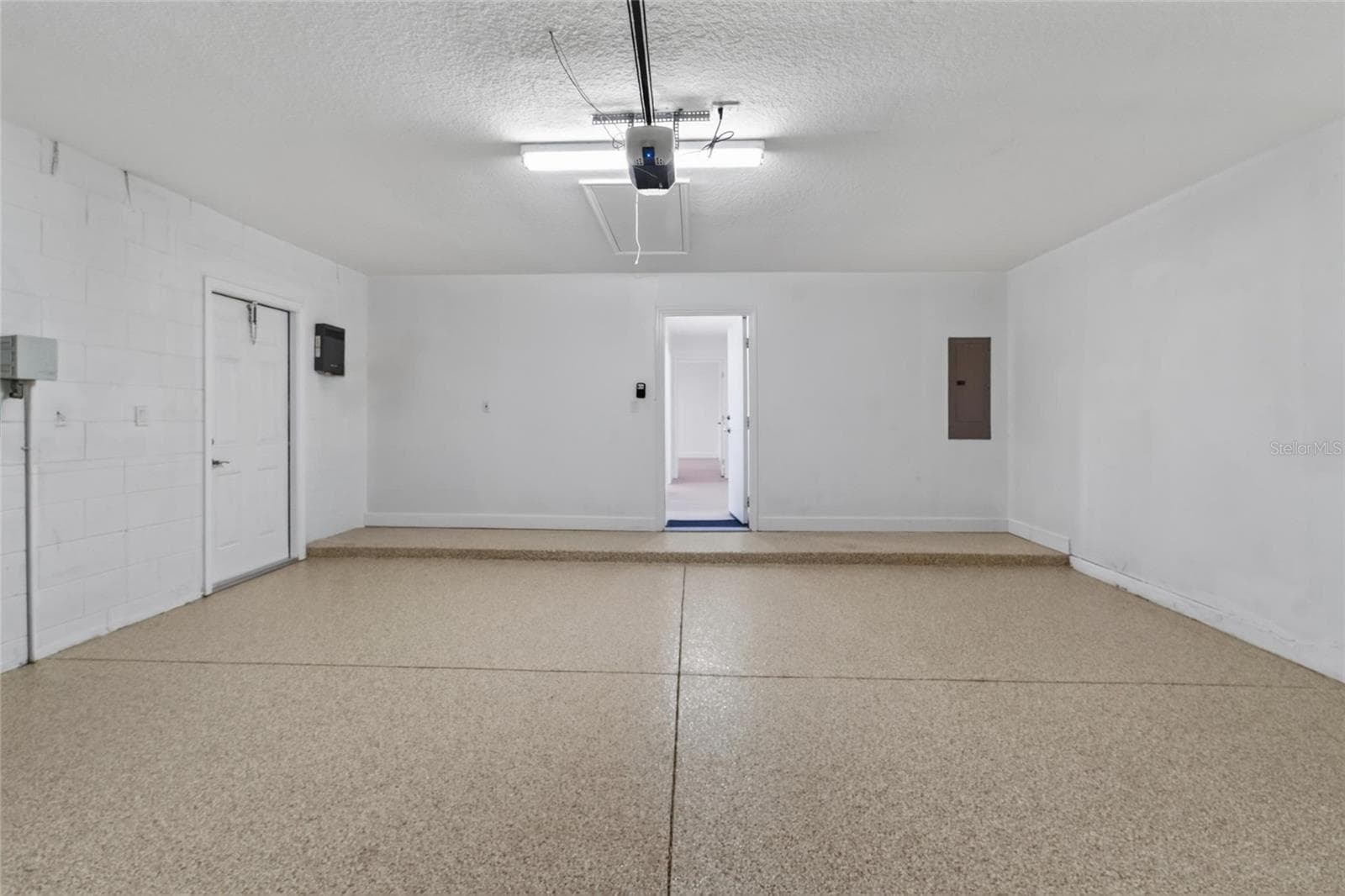 Single Family Residence at 2216 NEW BEDFORD DR, SUN CITY CENTER, photo 47 of 75