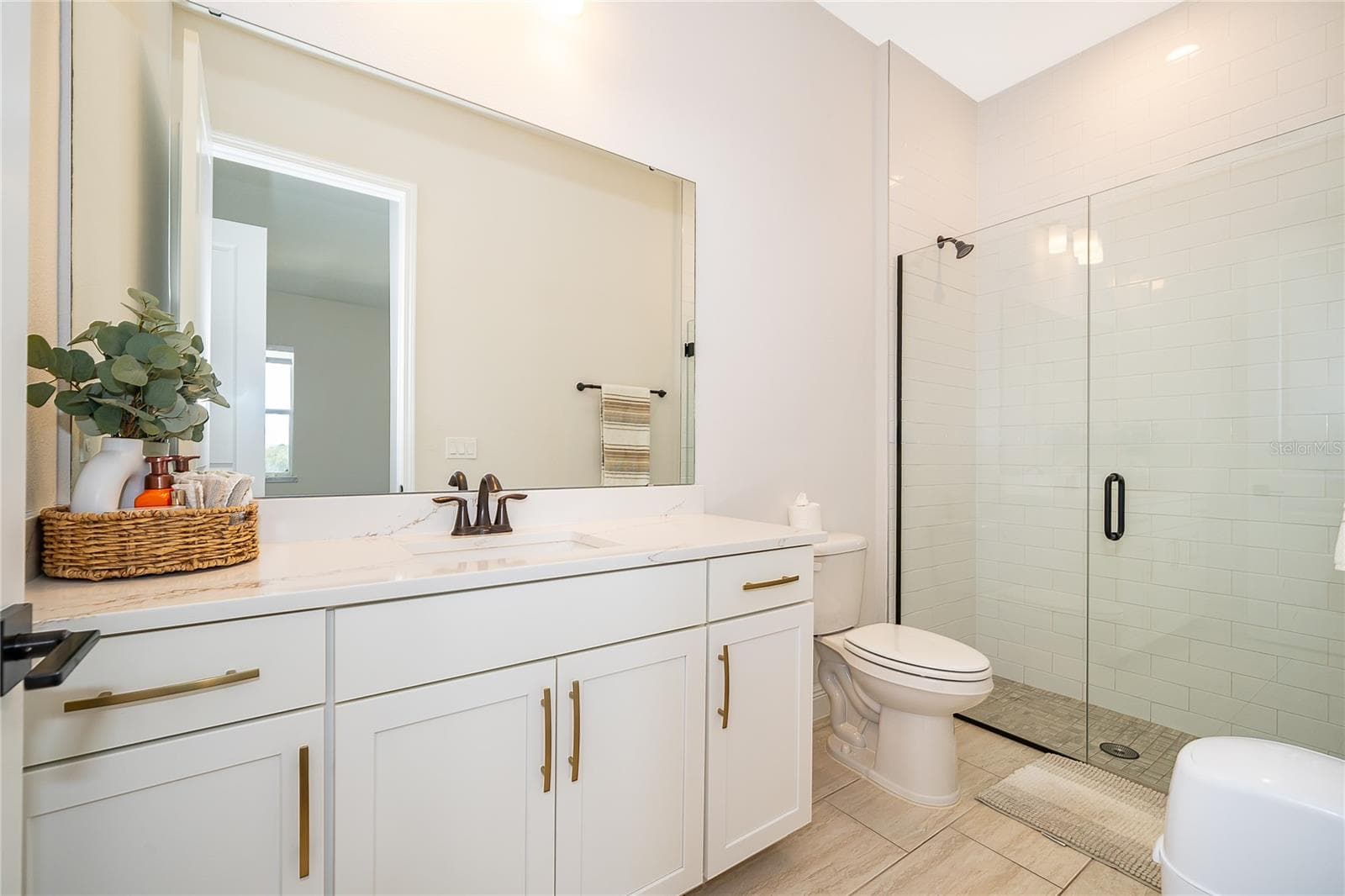 Single Family Residence at 16009 VOLTERRA PT, MONTVERDE, photo 22 of 64