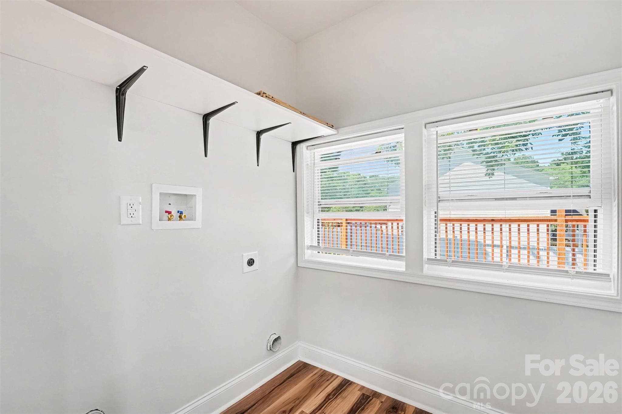 Laundry Room - 600 S Chapel Street, Landis