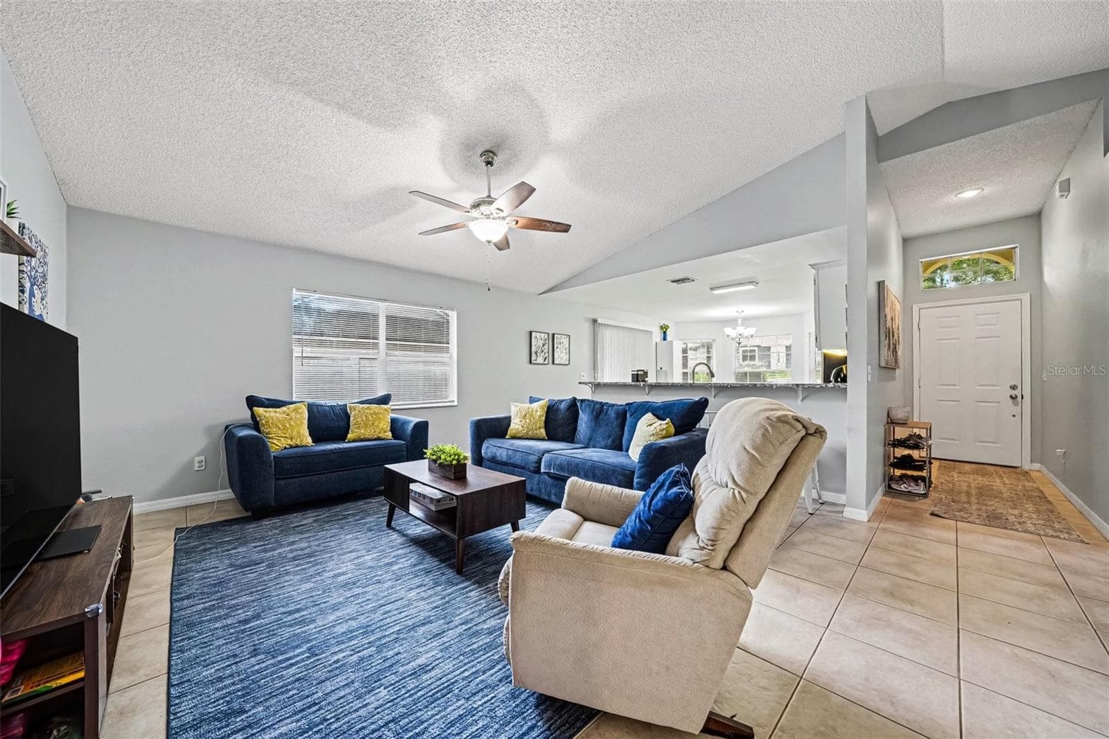 Single Family Residence at 30944 TEHO ST, MOUNT PLYMOUTH, photo 6 of 24
