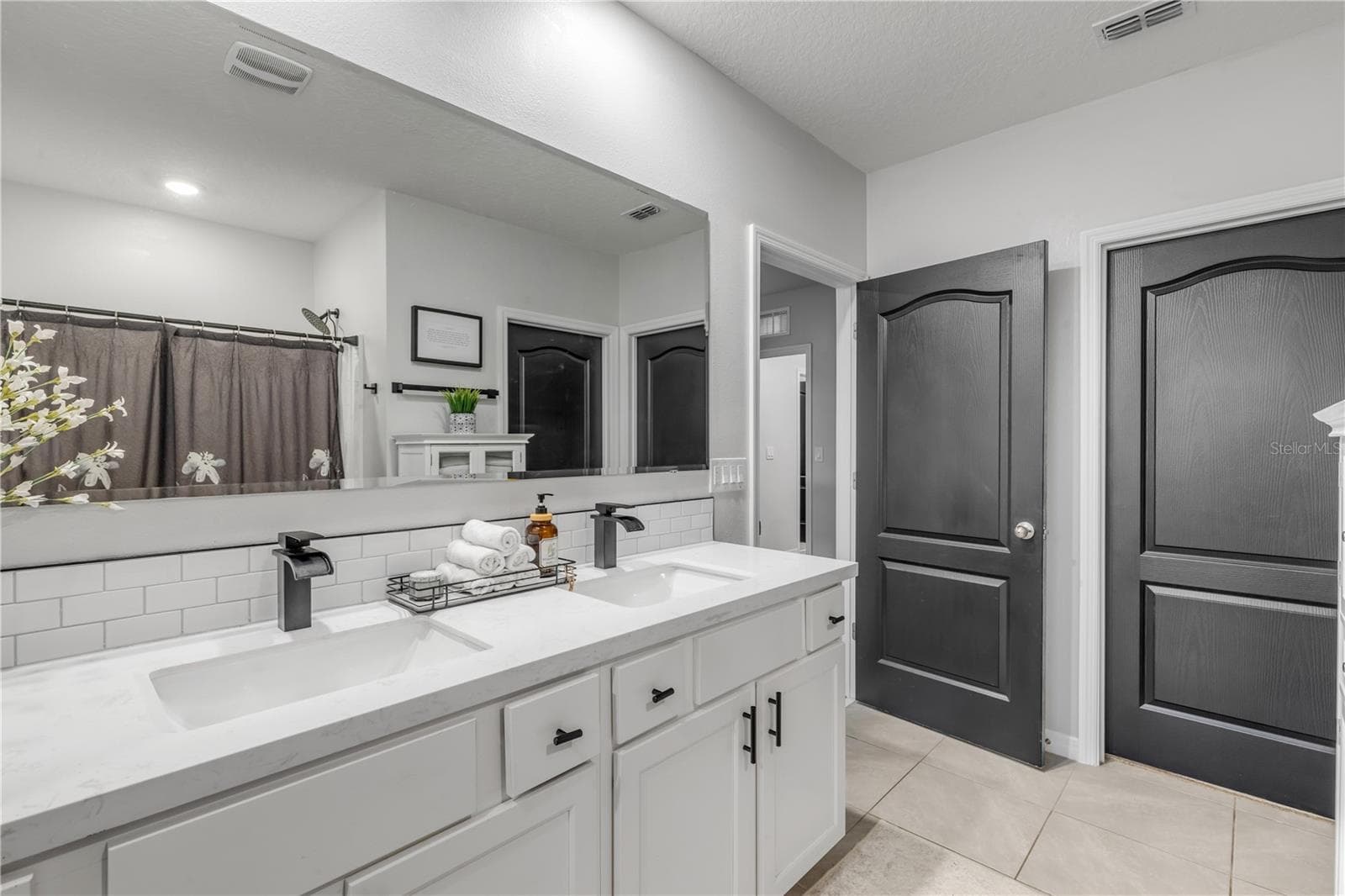 Primary Bathroom - 143 OLD MILL POND RD, EDGEWATER