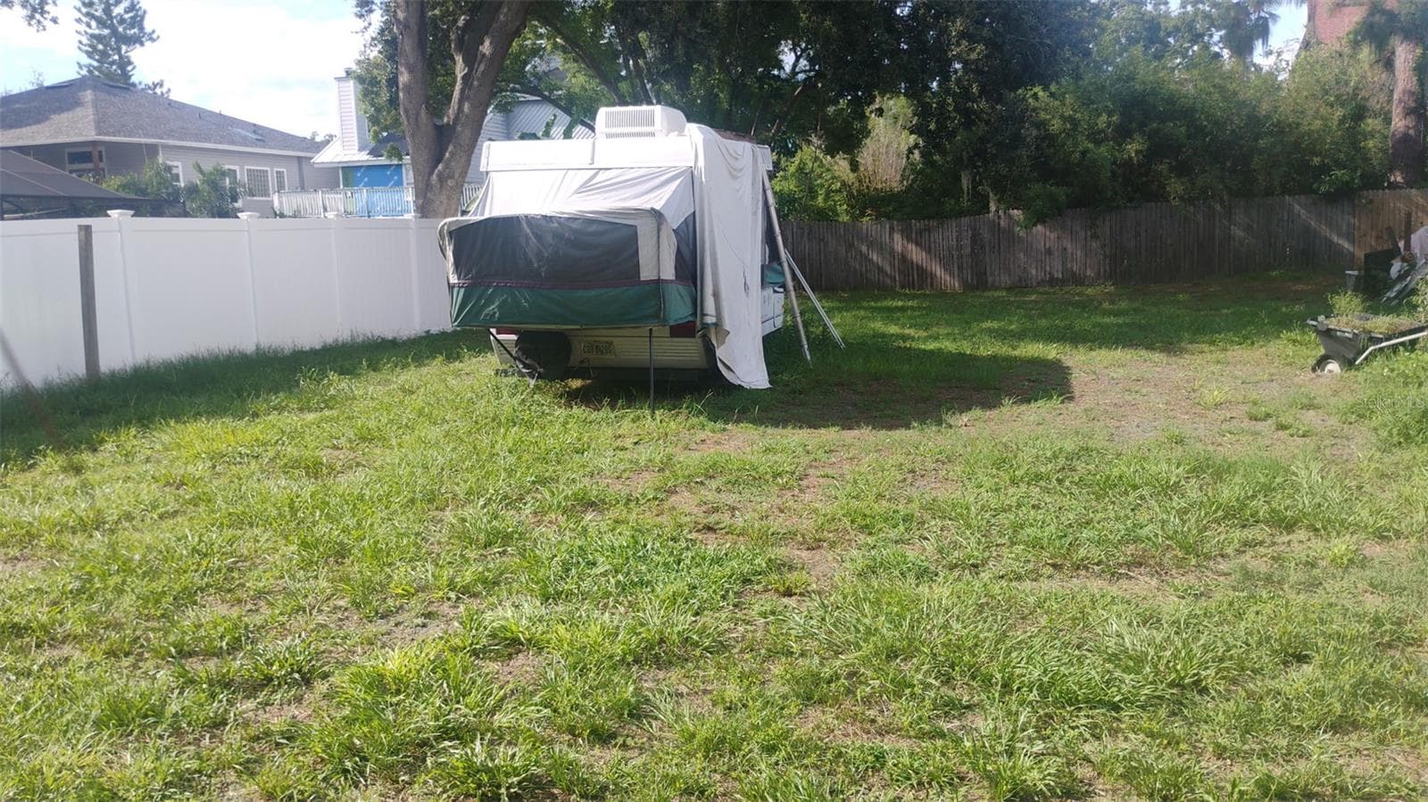 Land at 604 CHESTNUT ST, OLDSMAR, photo 3 of 5