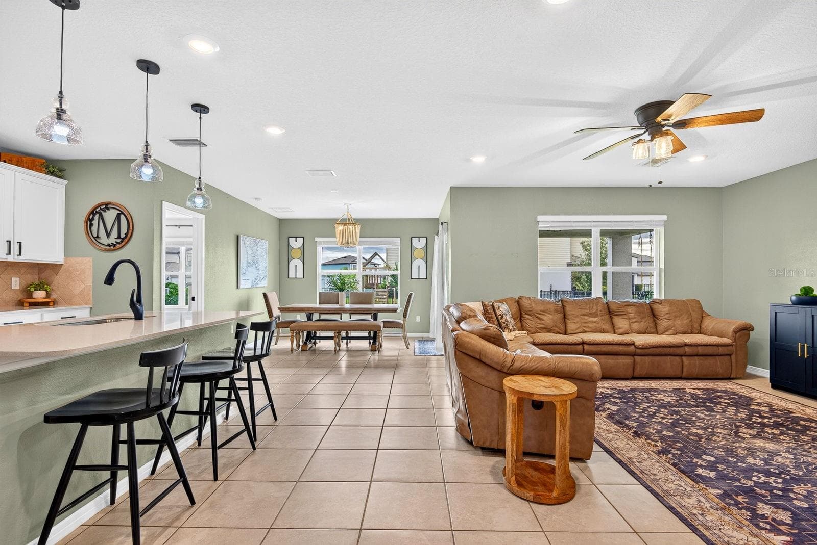 Large open concept living/dining and kitchen - 9348 ROYAL RIVER CIR, PARRISH