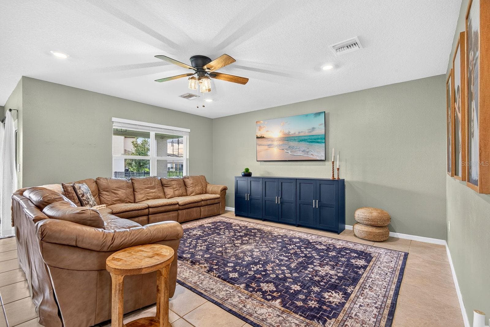 Living Area - 9348 ROYAL RIVER CIR, PARRISH