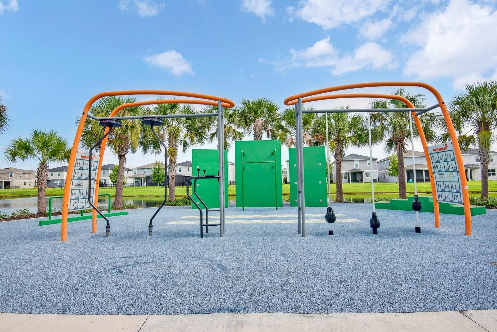 Outdoor exercise area - 9348 ROYAL RIVER CIR, PARRISH