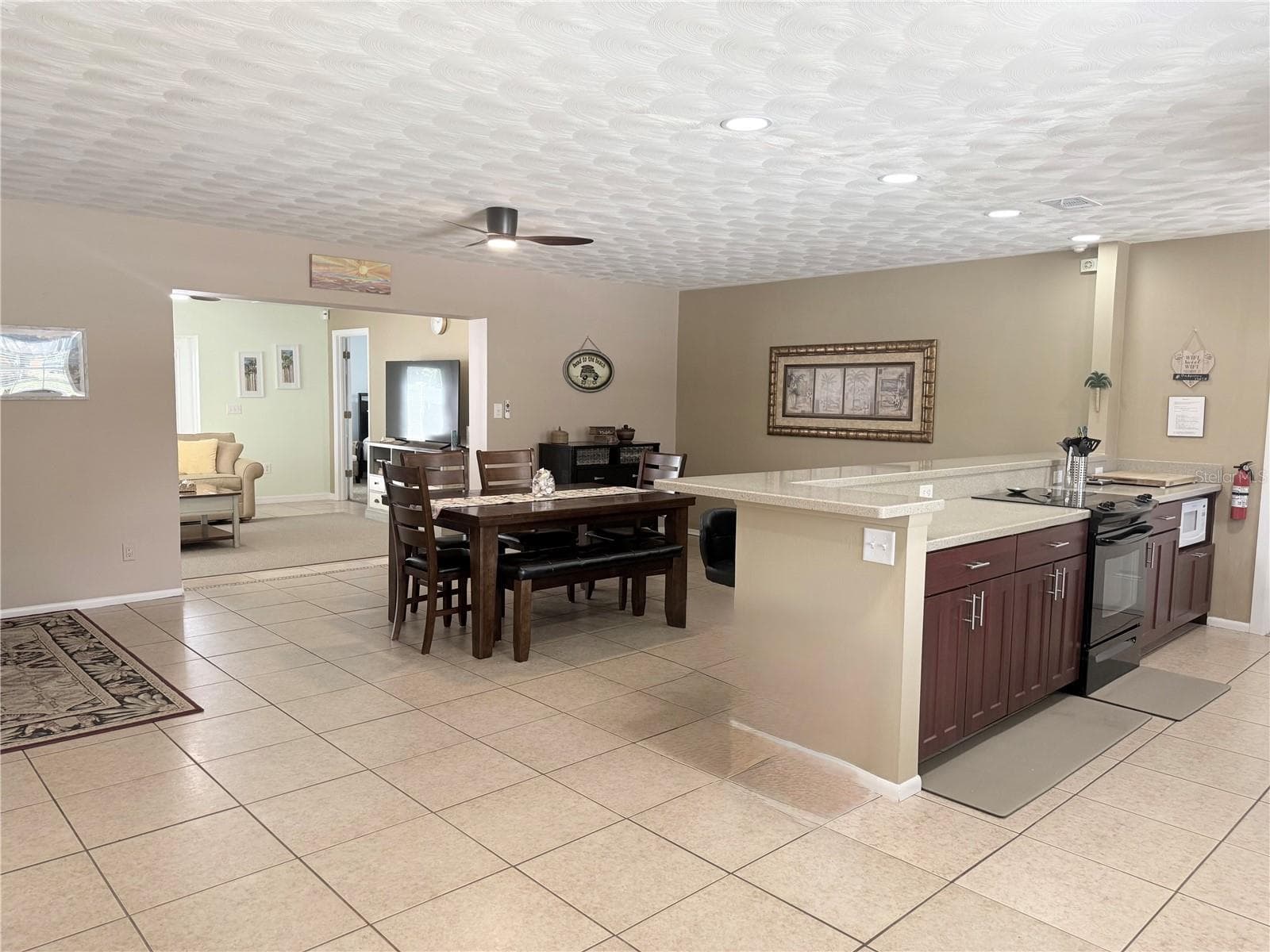 Open & Airy - 4013 52ND STREET CT W, BRADENTON