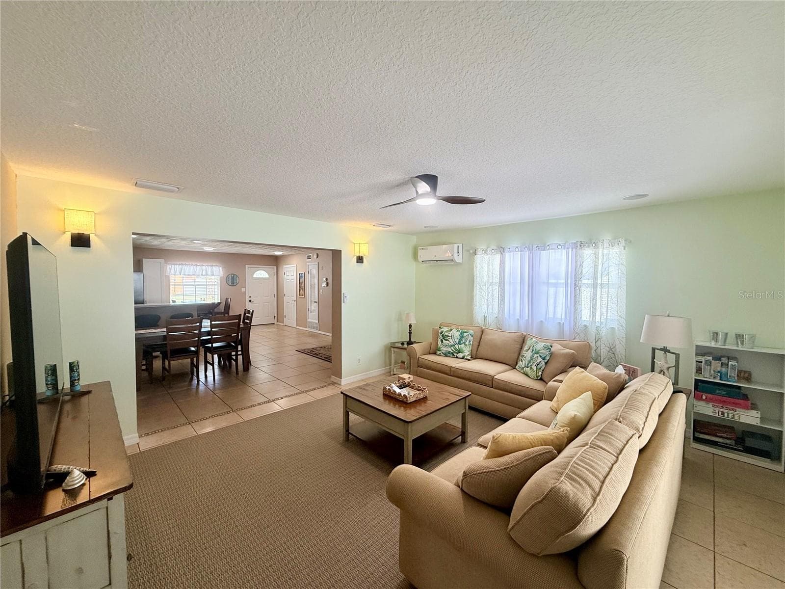 Family Room - 4013 52ND STREET CT W, BRADENTON