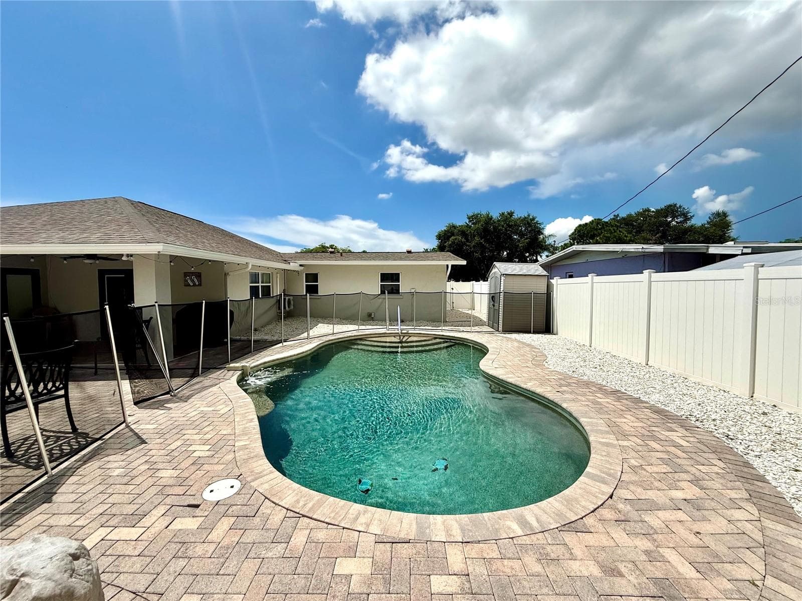 Soak up the sun & enjoy the relaxing private outdoor space - 4013 52ND STREET CT W, BRADENTON