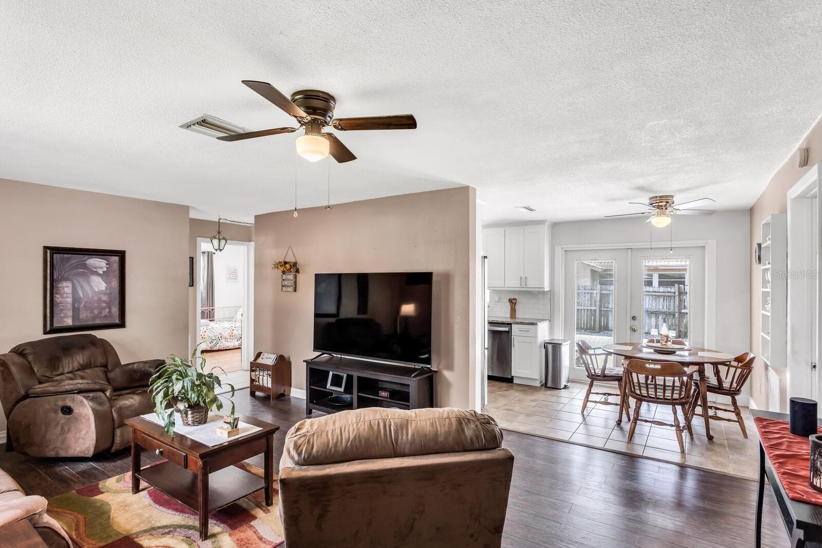 Single Family Residence at 407 OCEAN CT, LARGO, photo 12 of 33