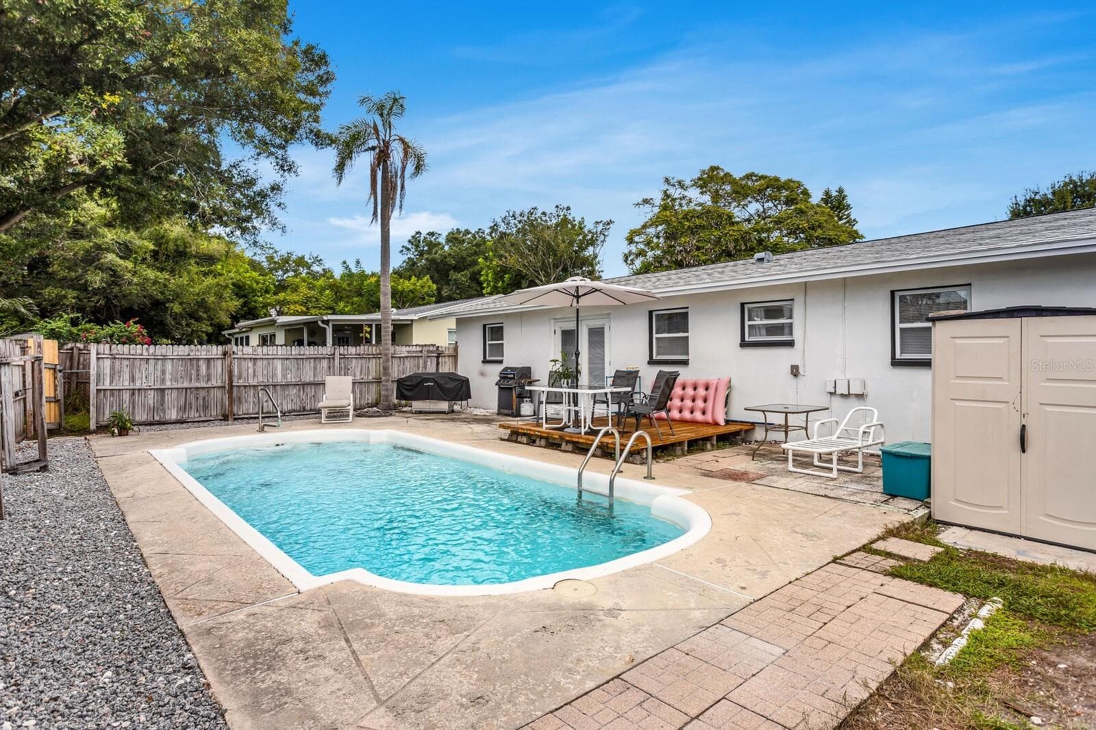 Single Family Residence at 407 OCEAN CT, LARGO, photo 32 of 33