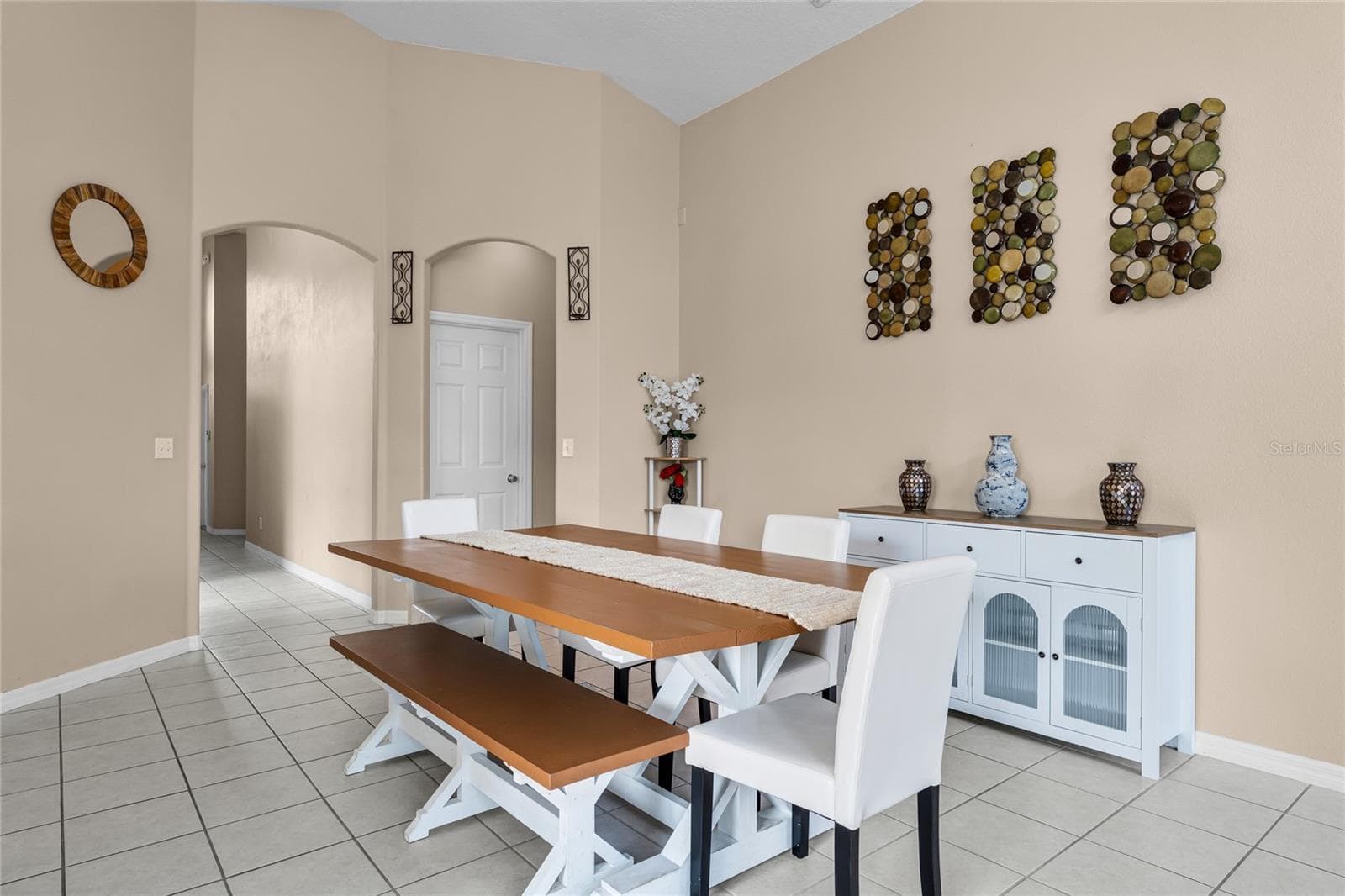 Single Family Residence at 616 CORVINA DR, DAVENPORT, photo 6 of 28