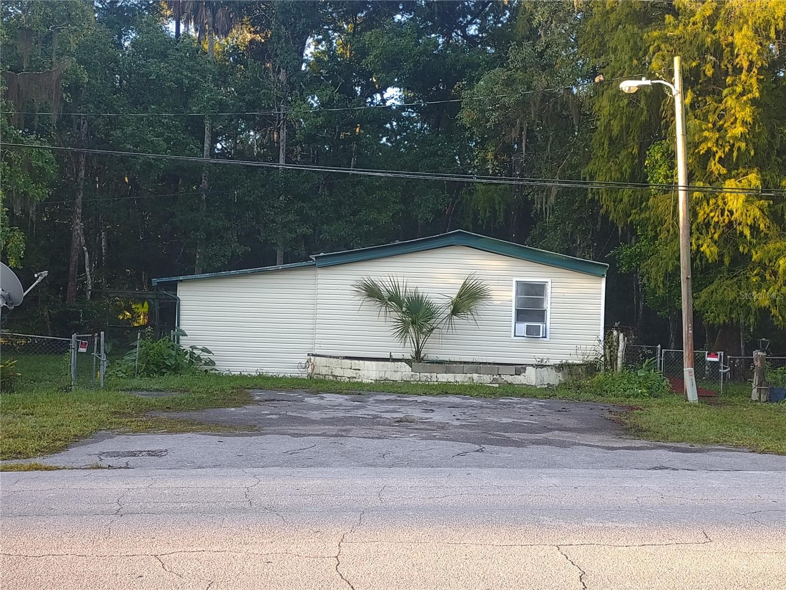 Manufactured Home at 24548 ALLIGATOR RD, ASTOR, photo 6 of 27