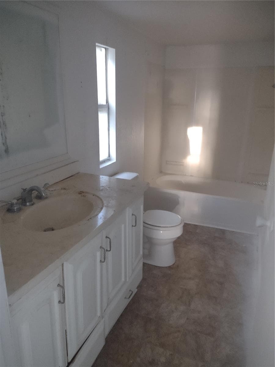 Manufactured Home at 24548 ALLIGATOR RD, ASTOR, photo 18 of 27