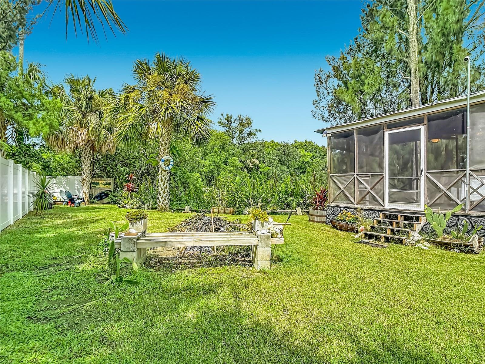 Mobile Home at 14529 WILLIAMS LN, HUDSON, photo 48 of 84