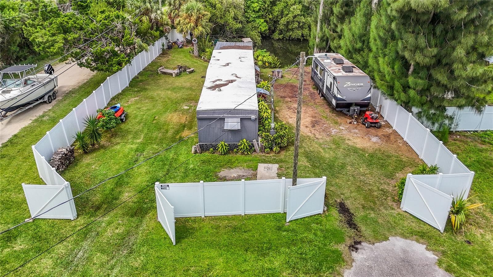 Mobile Home at 14529 WILLIAMS LN, HUDSON, photo 54 of 84