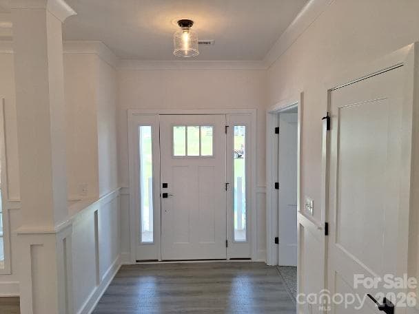 Foyer - 5143 Colchester Court, Catawba