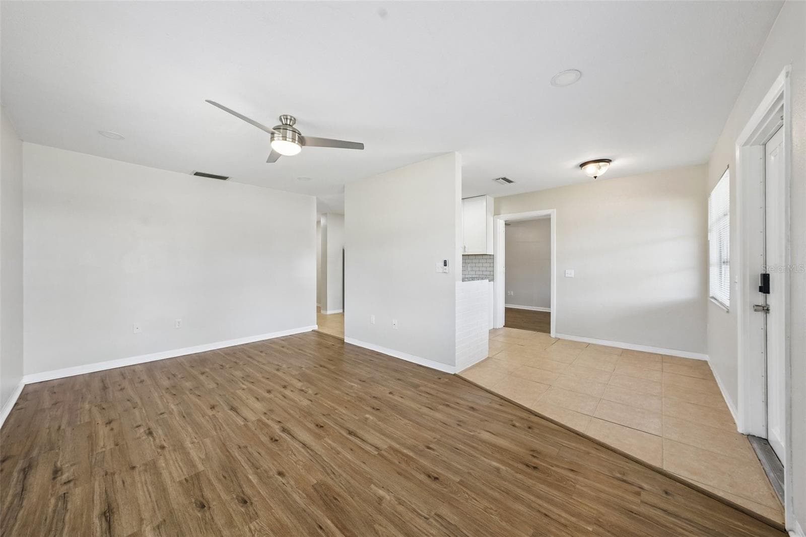 Duplex at 3700 59TH ST N, ST PETERSBURG, photo 6 of 55
