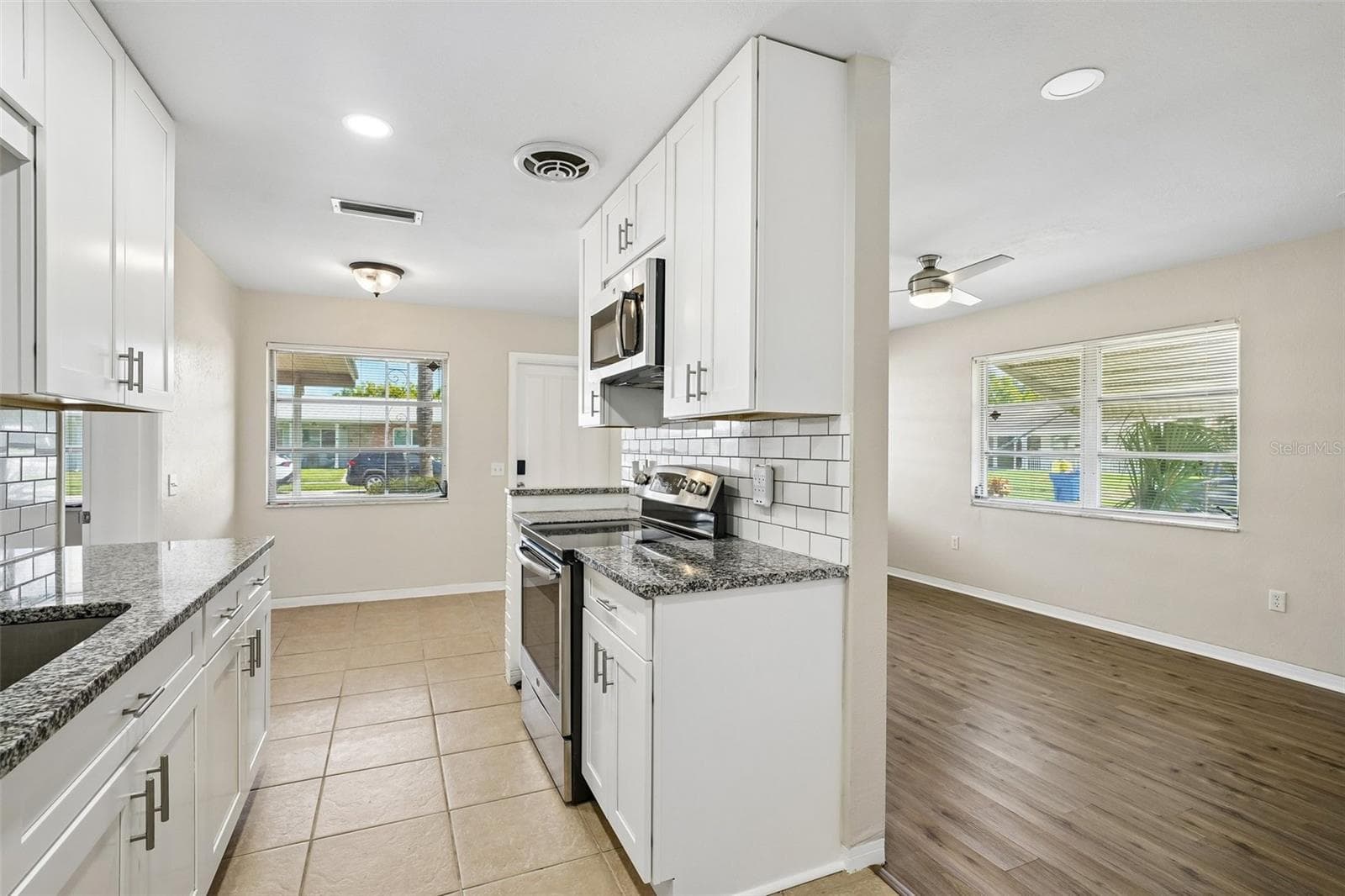 Duplex at 3700 59TH ST N, ST PETERSBURG, photo 16 of 55