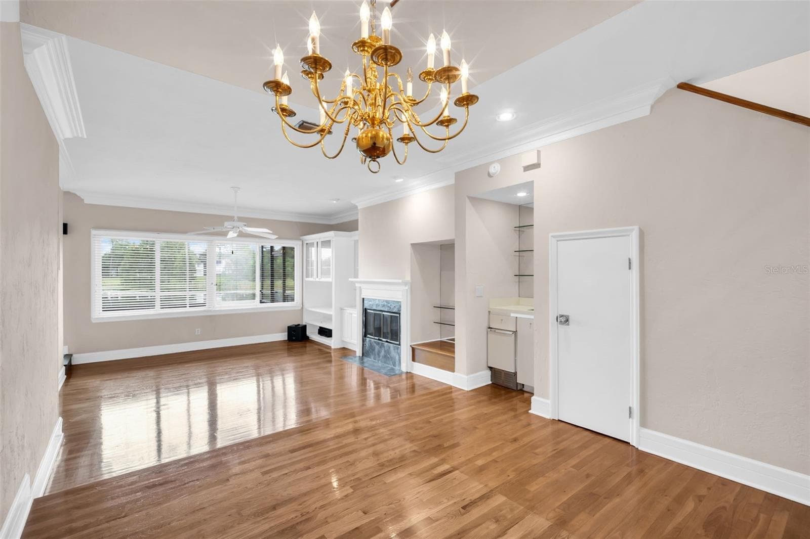 Living room and dinning area - 9723 TIFFANY OAKS LN #3B, TAMPA