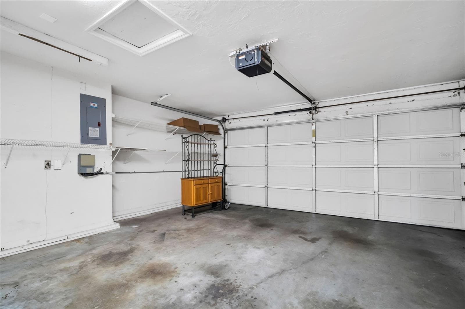 2 Car Garage - 9723 TIFFANY OAKS LN #3B, TAMPA