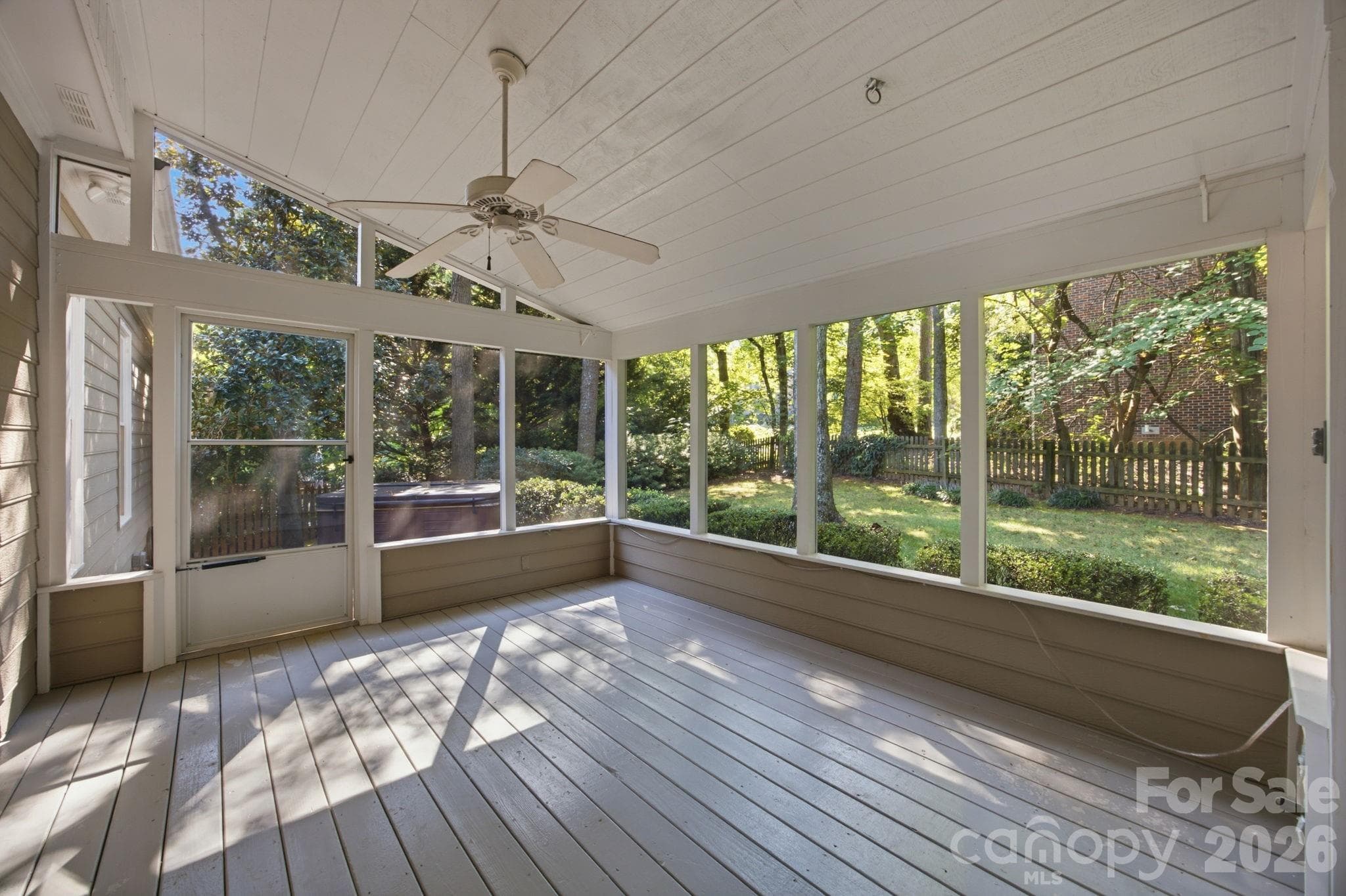 Single Family Residence at 5111 Downing Creek Drive, Charlotte, photo 29 of 48
