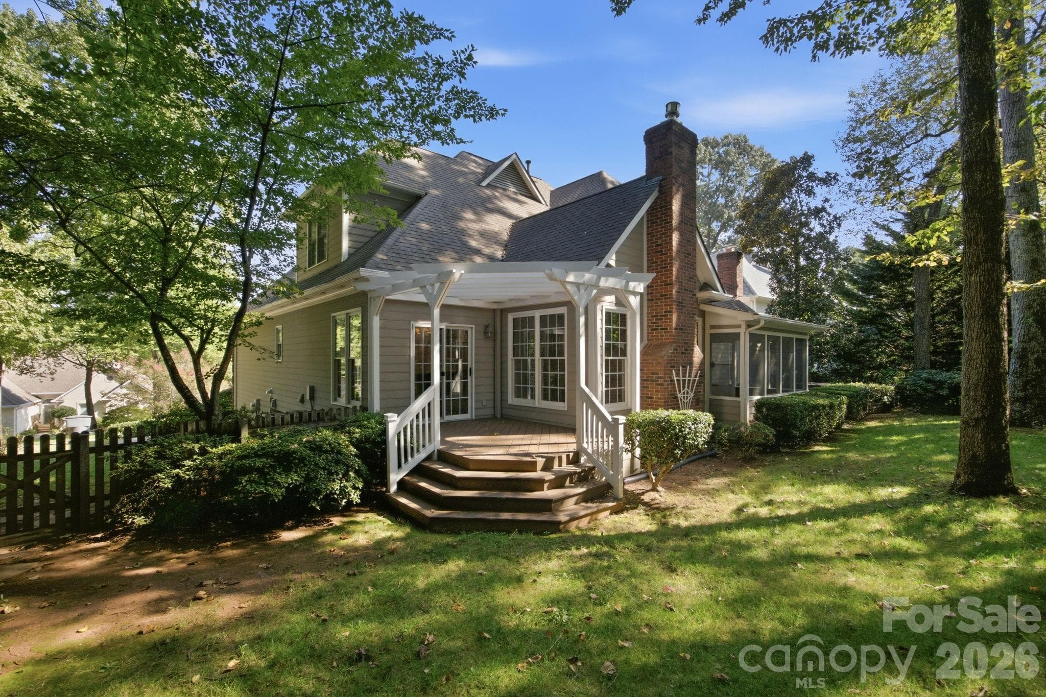 Single Family Residence at 5111 Downing Creek Drive, Charlotte, photo 33 of 48