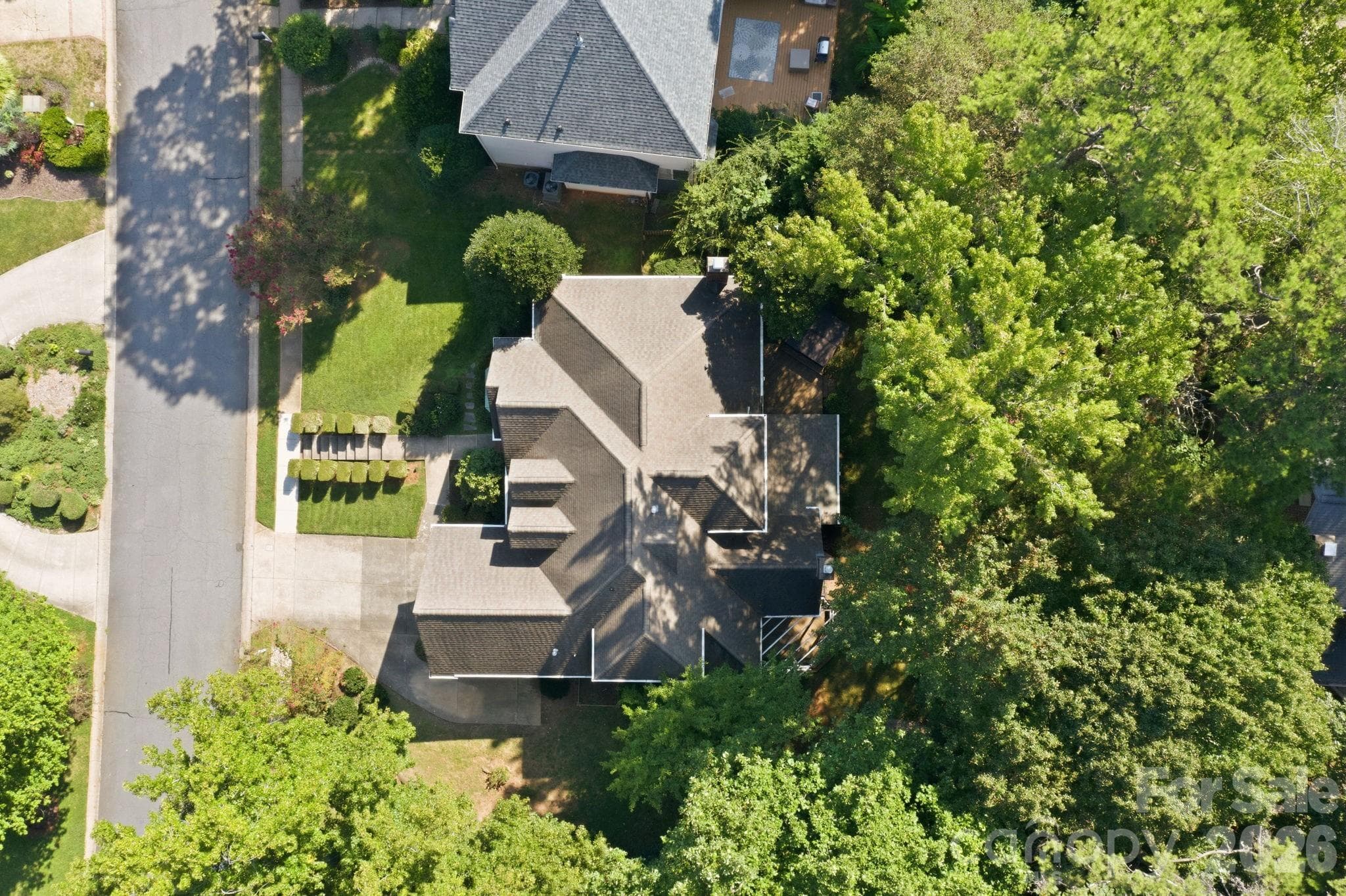Single Family Residence at 5111 Downing Creek Drive, Charlotte, photo 37 of 48