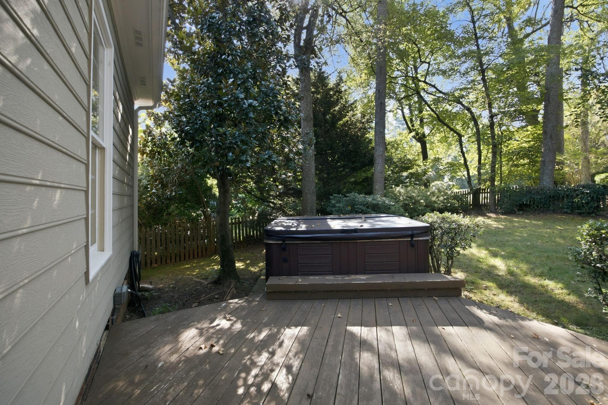 Single Family Residence at 5111 Downing Creek Drive, Charlotte, photo 46 of 48