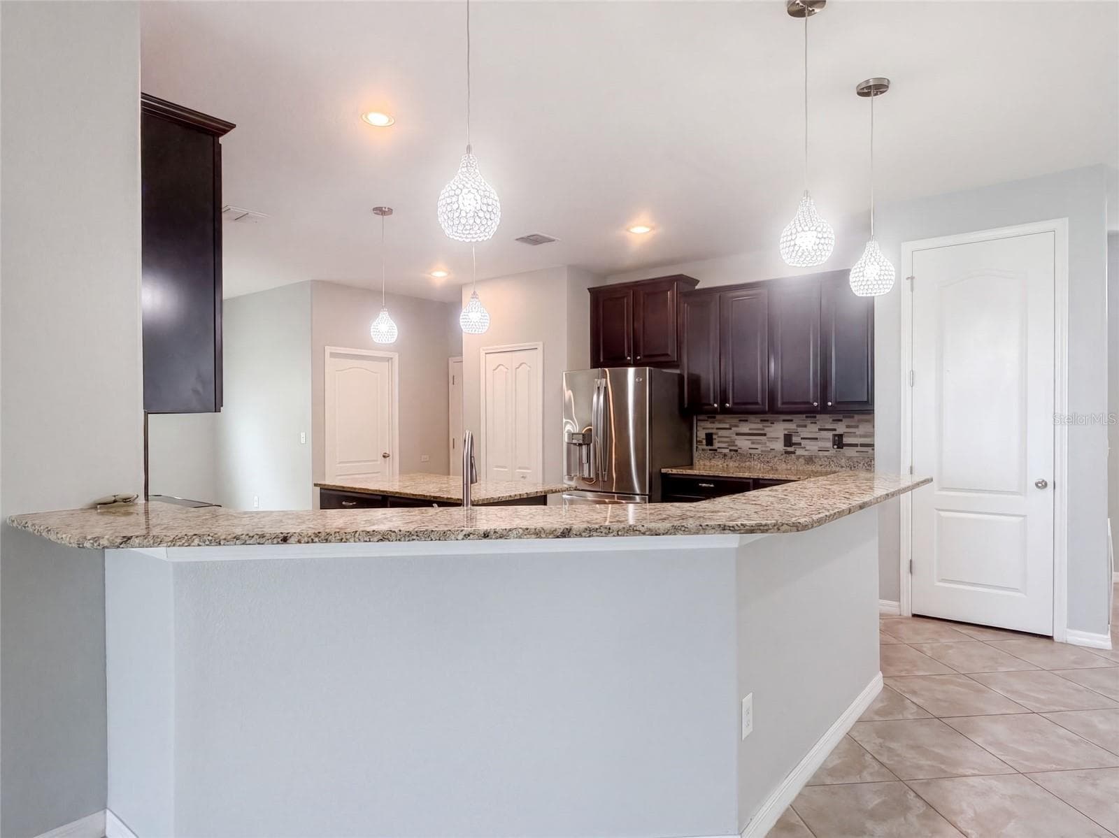 Single Family Residence at 626 TANANA FALL DR, RUSKIN, photo 11 of 36