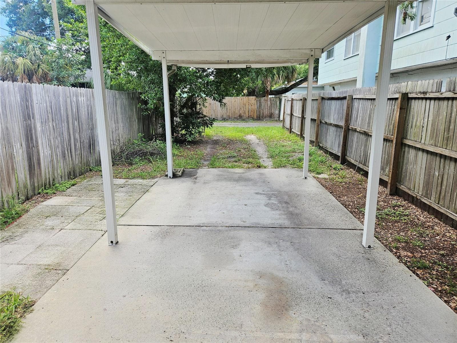 Single Family Residence at 4042 DARTMOUTH AVE N, ST PETERSBURG, photo 14 of 16