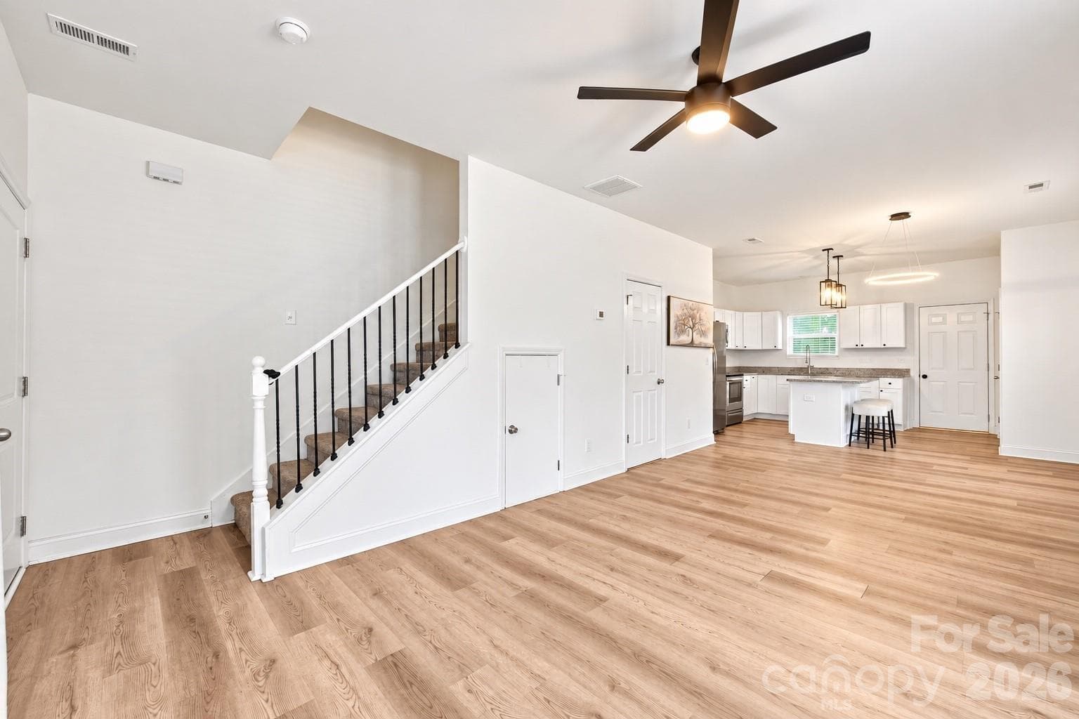 Single Family Residence at 103 Pleasant Hill Street, Lancaster, photo 3 of 19