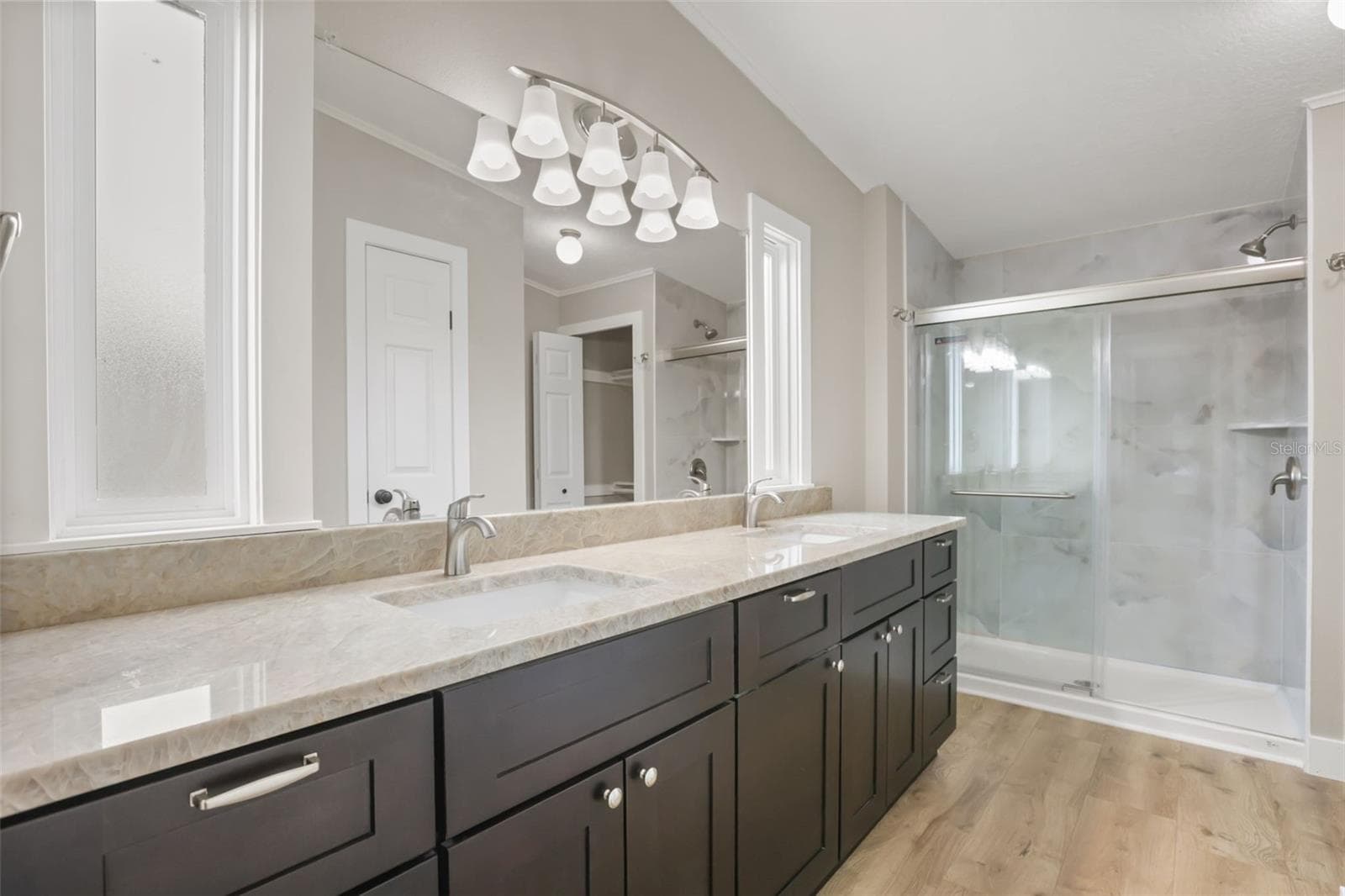 Double Quartzite Countertop over Brand new Cabinets - 3928 N CITRUS CIR #691, ZELLWOOD