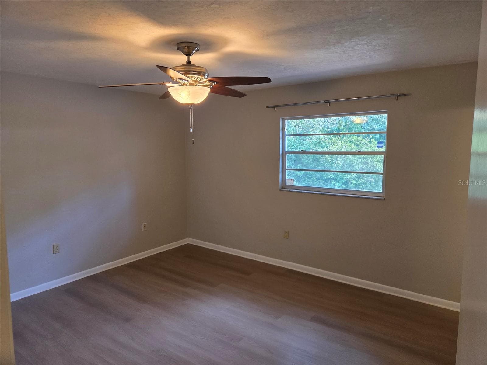 Single Family Residence at 909 NW 39TH ST, GAINESVILLE, photo 12 of 17